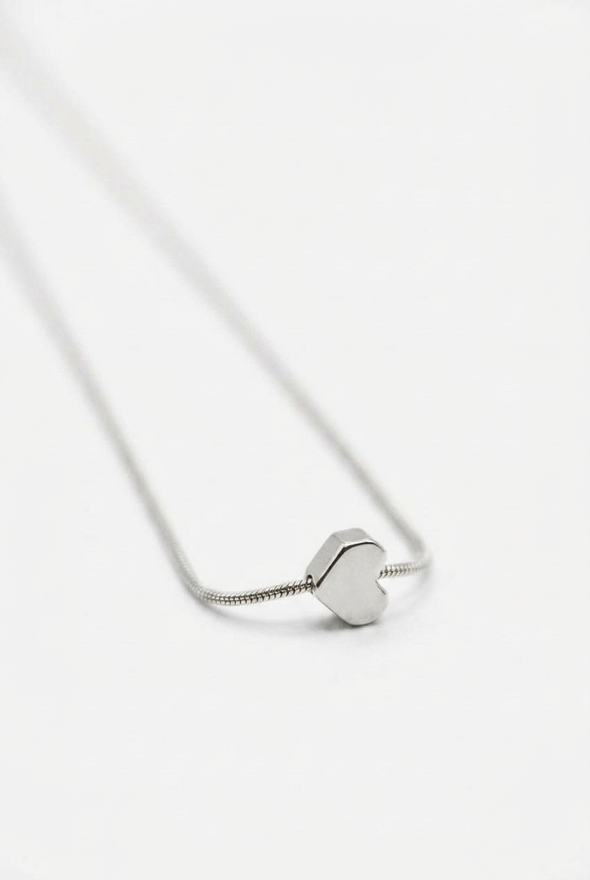 Alma de Acero Necklace